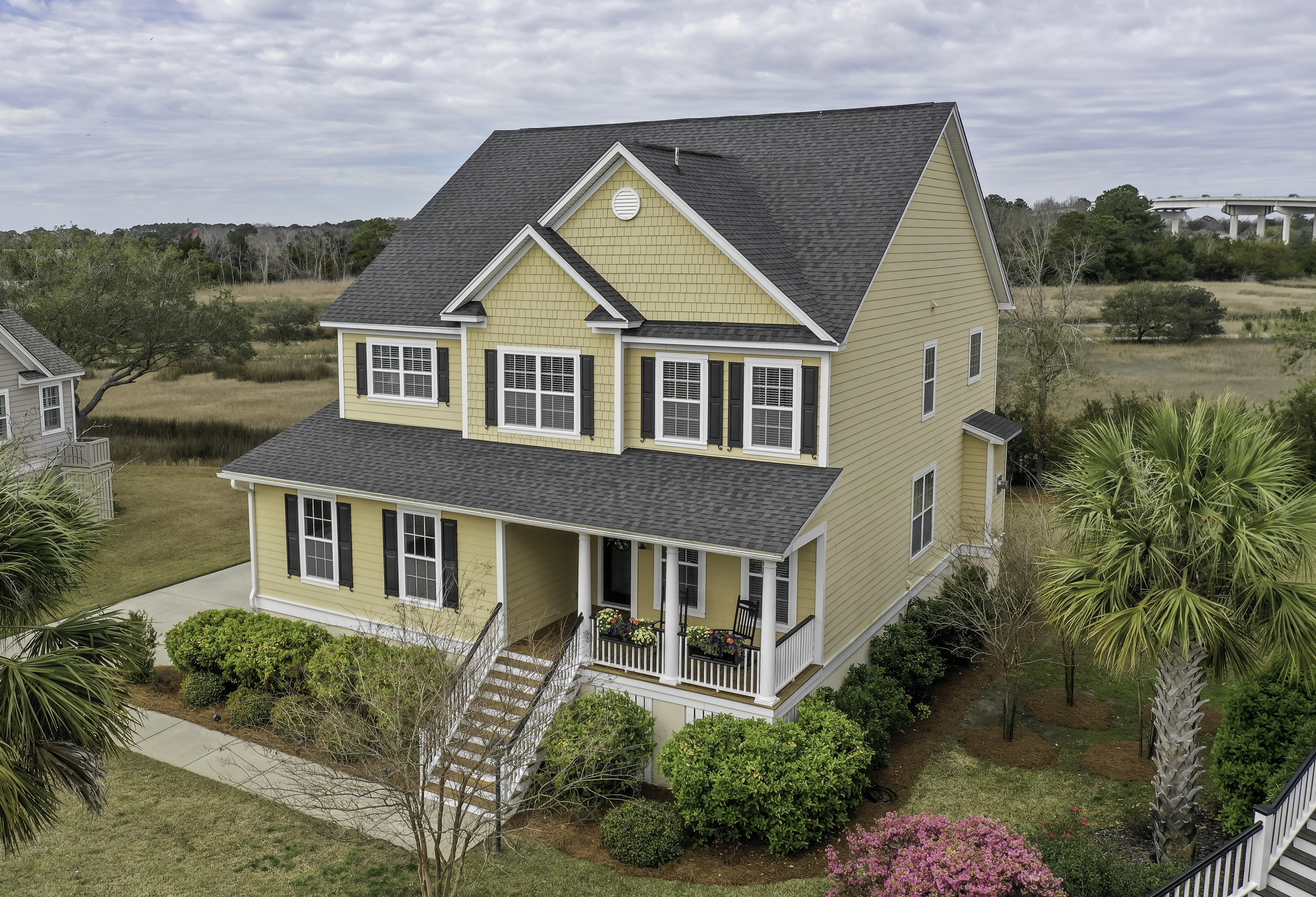Charleston home exterior with greenery